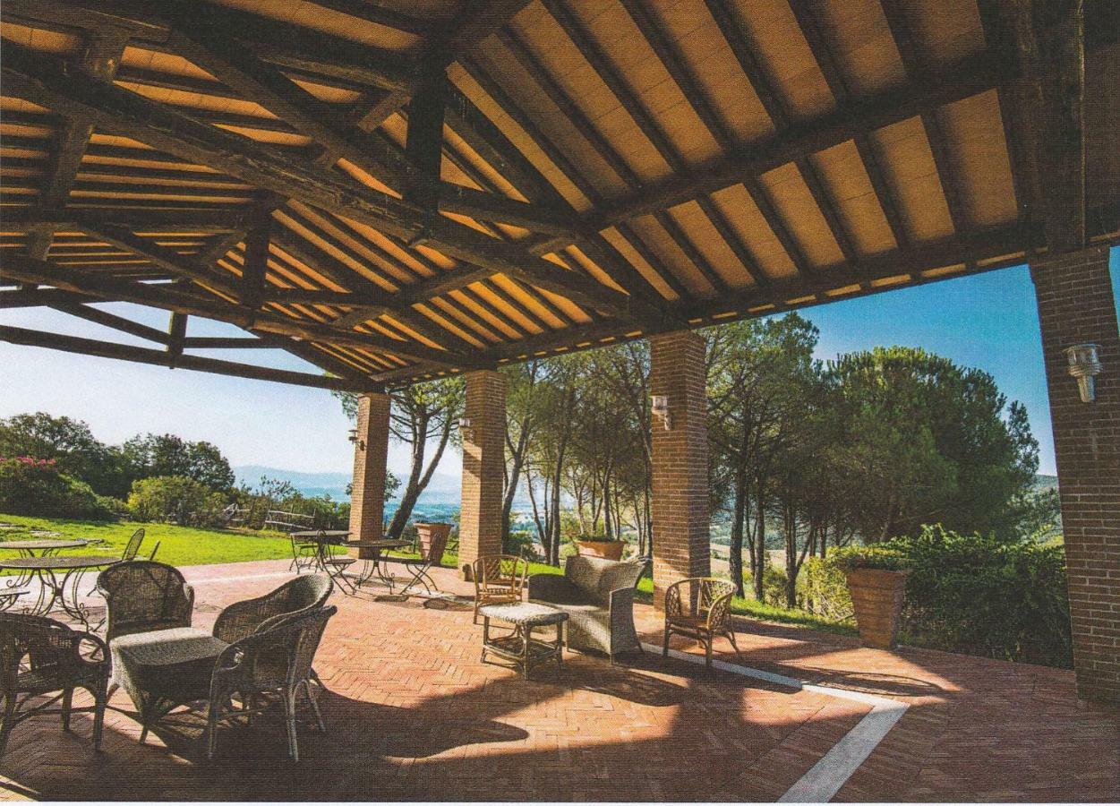 Fontemarinaalta Villa Montorsaio Bagian luar foto
