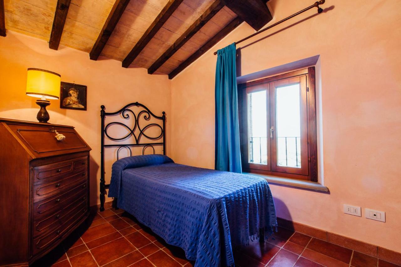 Fontemarinaalta Villa Montorsaio Bagian luar foto
