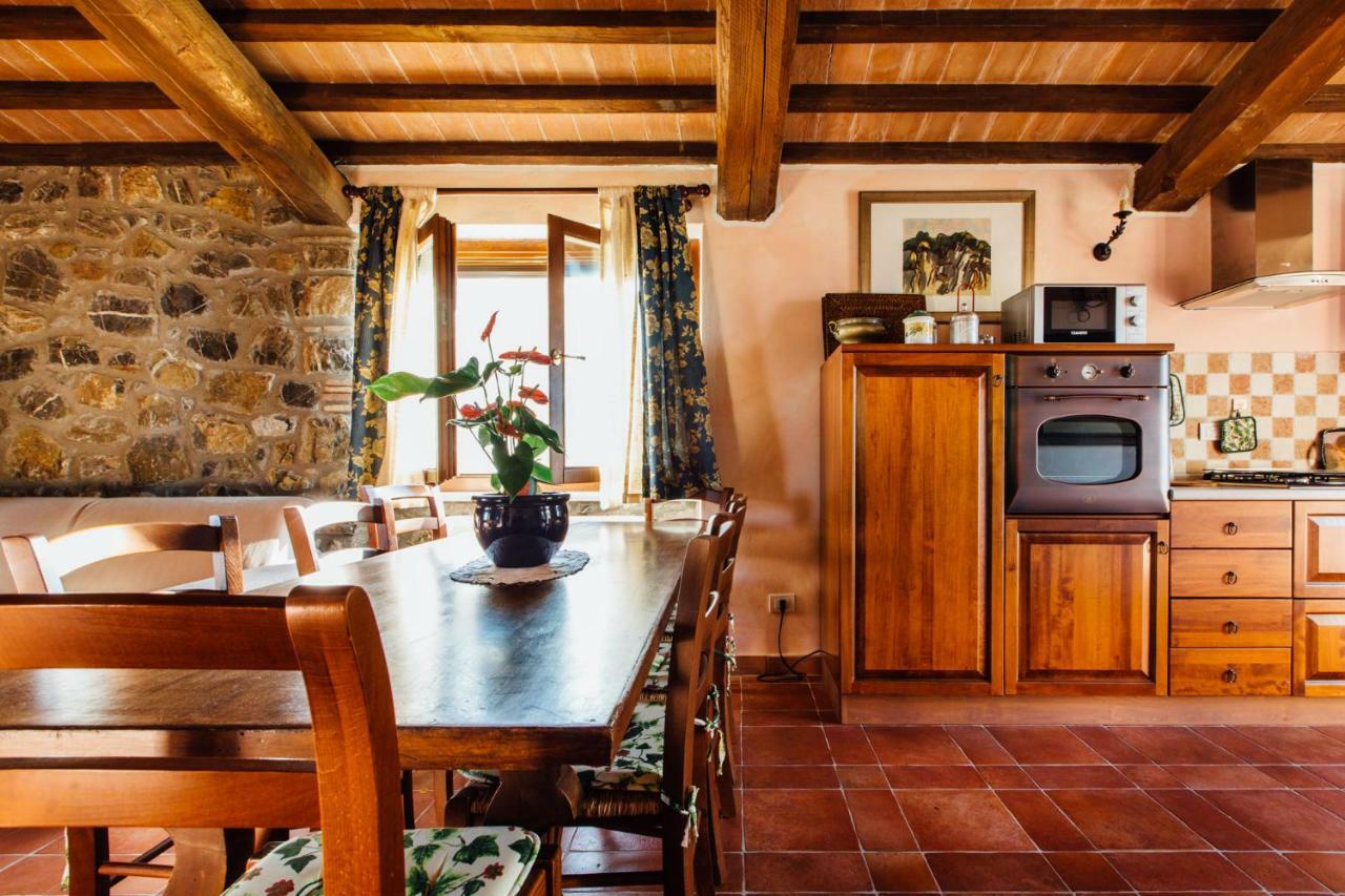 Fontemarinaalta Villa Montorsaio Bagian luar foto